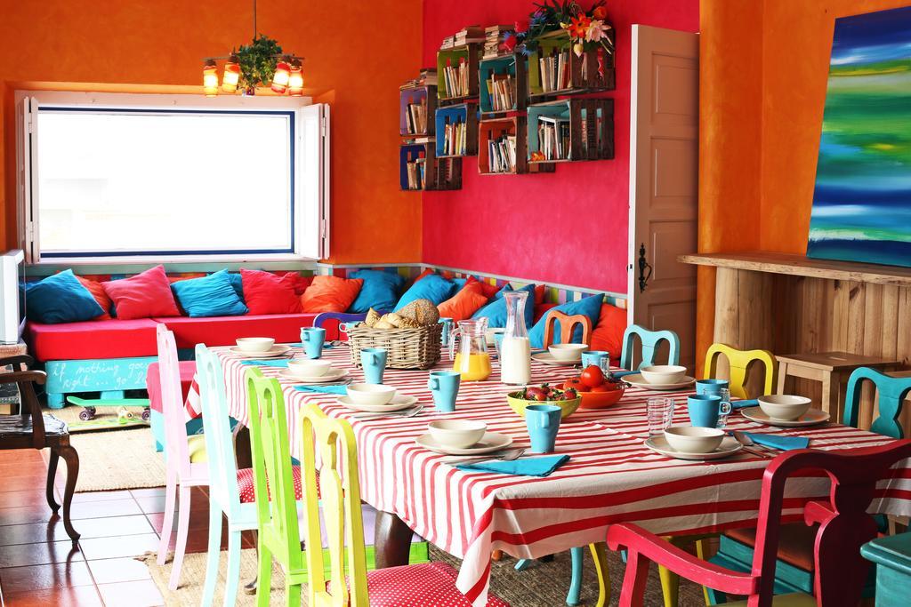 Chill In Ericeira Surf House Vandrarhem Exteriör bild