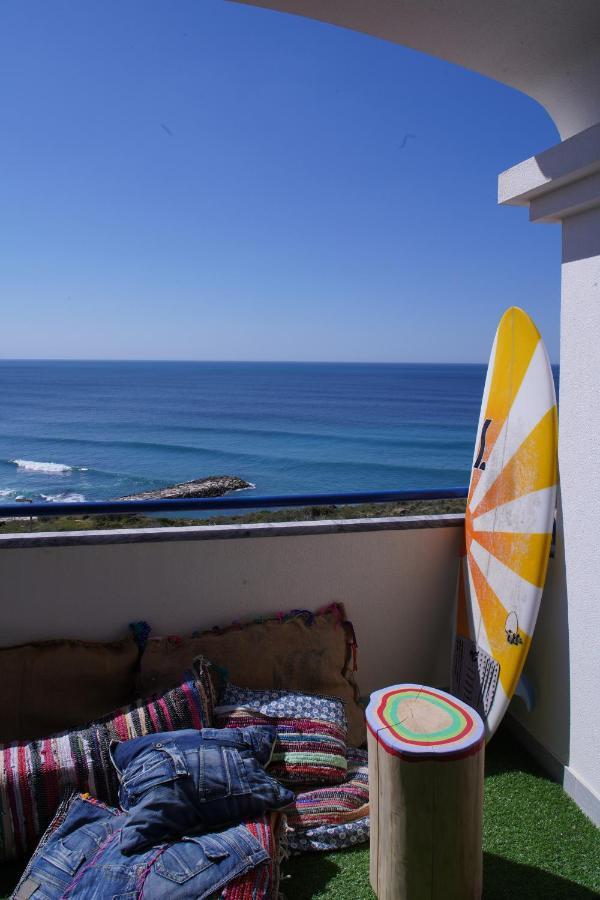 Chill In Ericeira Surf House Vandrarhem Exteriör bild