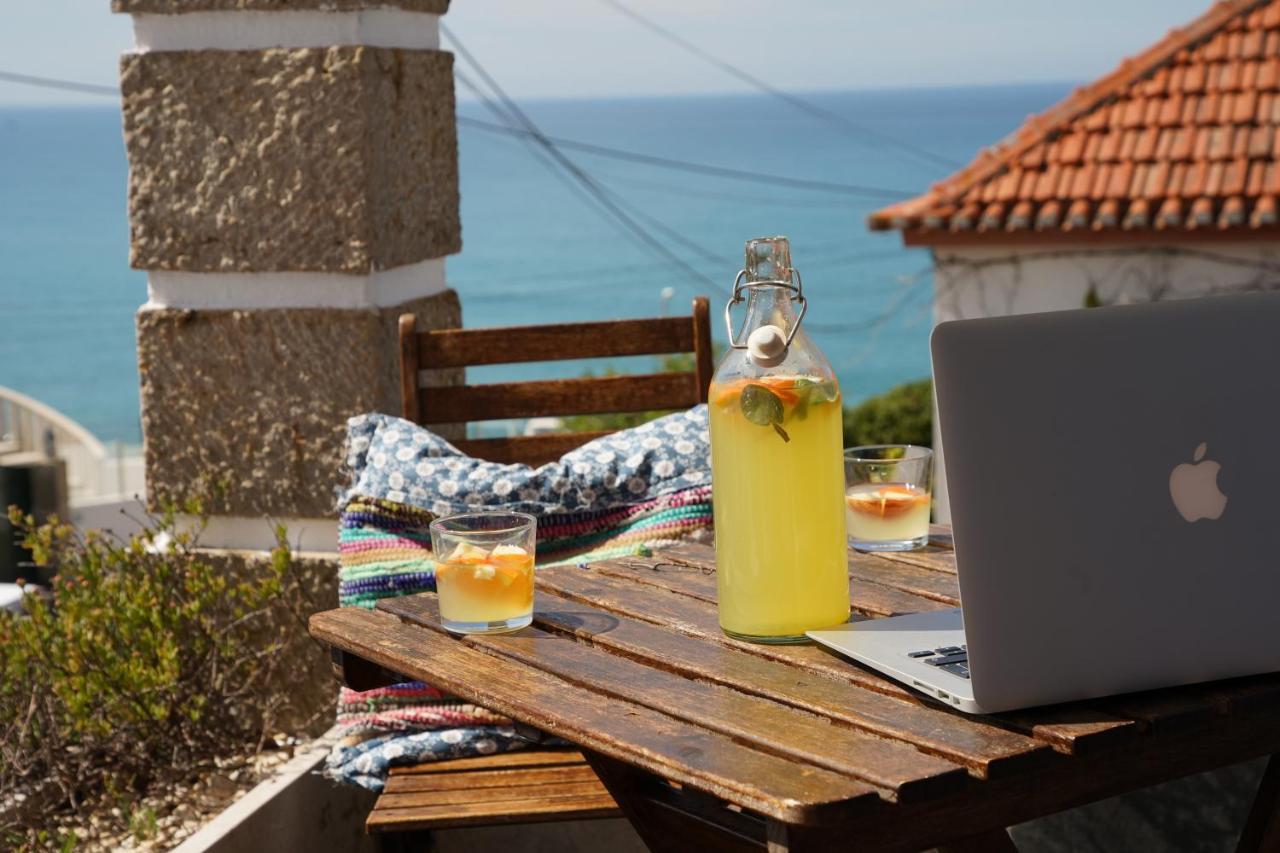 Chill In Ericeira Surf House Vandrarhem Exteriör bild
