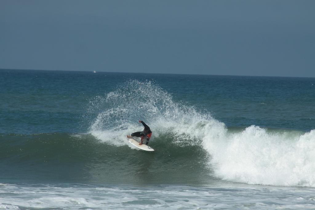 Chill In Ericeira Surf House Vandrarhem Exteriör bild